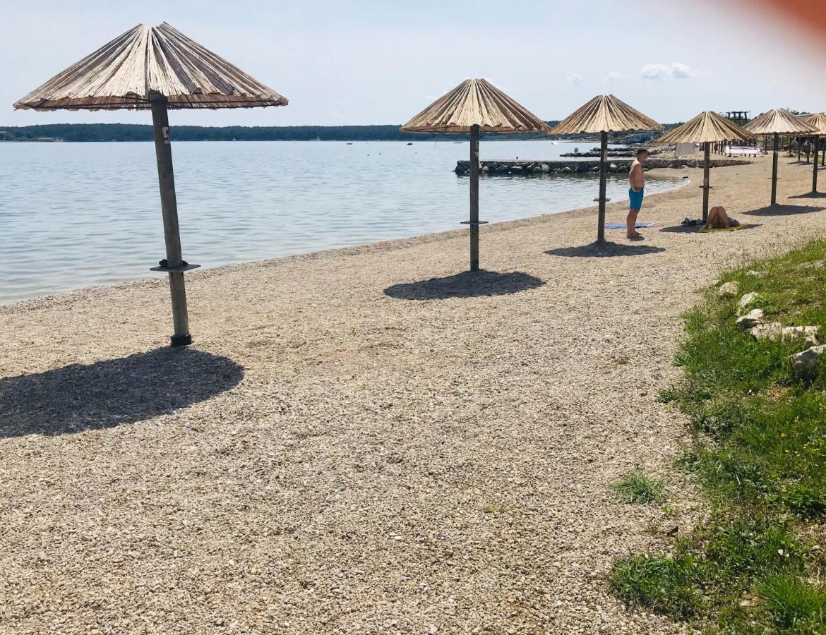 Villa Muraj-Kornic, Krk Eksteriør billede